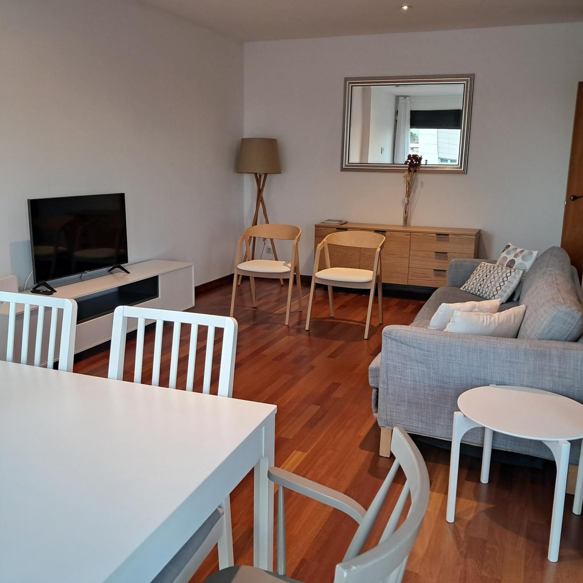 Modern Apartment, With Parking, Close To The Beach!! Sant Adria de Besos Exterior photo